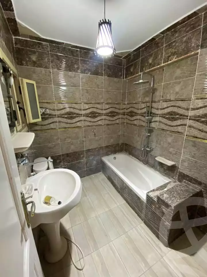 https://aqarmap.com.eg/en/listing/6102546-for-sale-alexandria-l-jmy-lbytsh-el-zohour-st