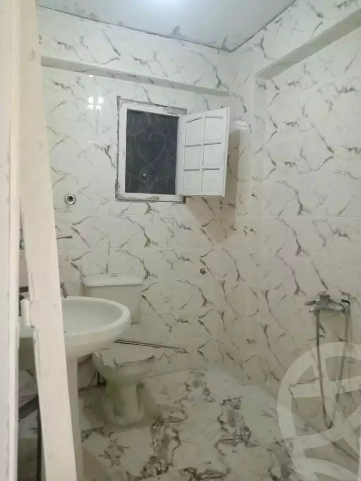 https://aqarmap.com.eg/en/listing/6102590-for-sale-alexandria-l-jmy-lbytsh-ain-shams-st