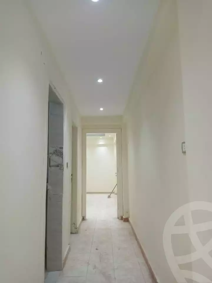 https://aqarmap.com.eg/en/listing/6102590-for-sale-alexandria-l-jmy-lbytsh-ain-shams-st