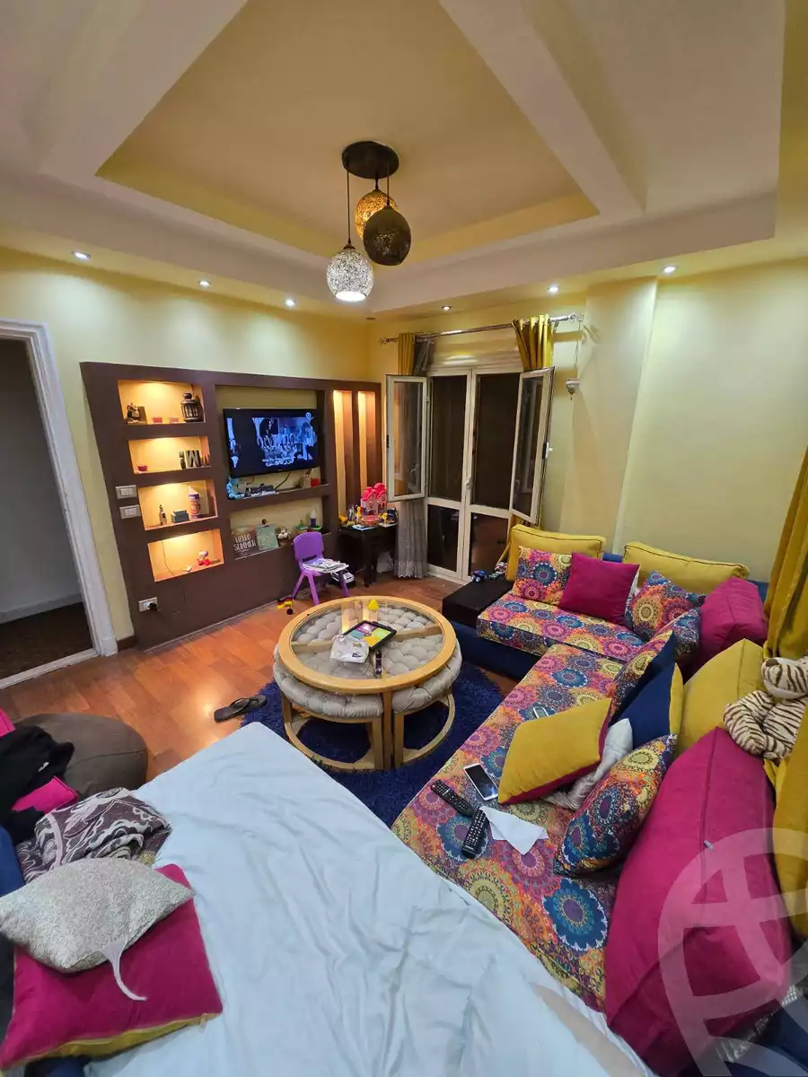 https://aqarmap.com.eg/en/listing/6102975-for-sale-cairo-mokattam-lhdb-l-ly-shr-krym-bnwn