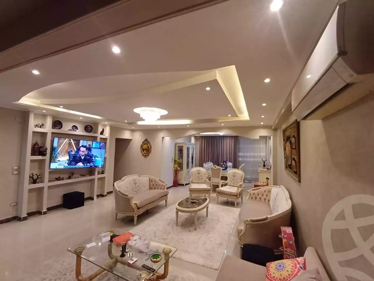 https://aqarmap.com.eg/ar/listing/6103704-for-sale-cairo-mokattam-lhdb-l-ly-shareaa-9