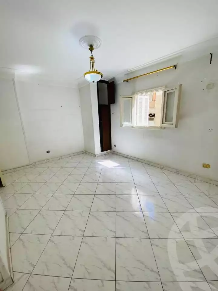 https://aqarmap.com.eg/en/listing/6103873-for-sale-alexandria-el-asafra-shr-mlk-hfny