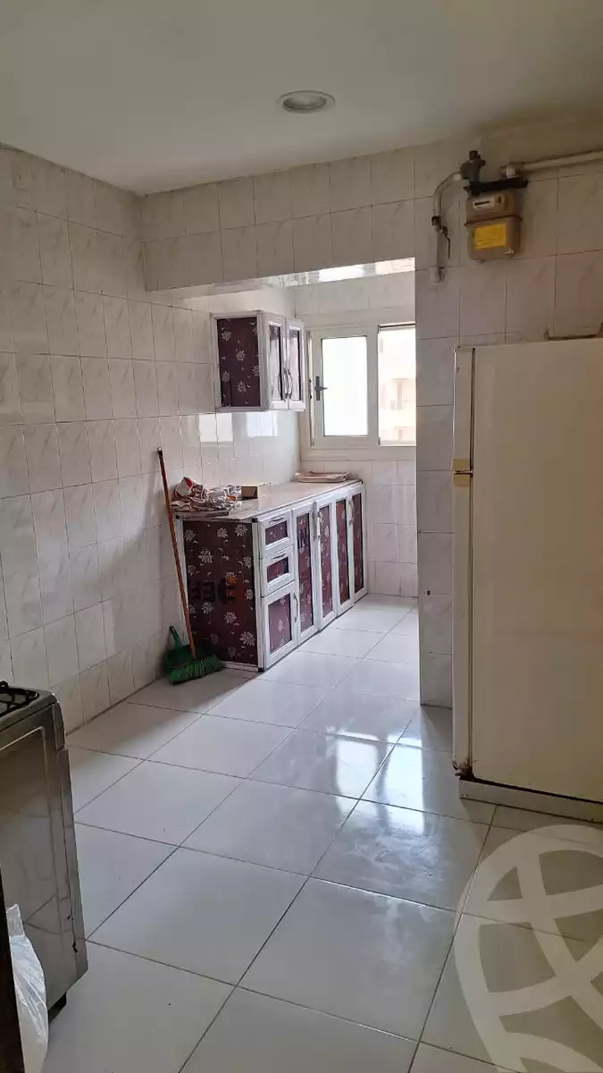 https://aqarmap.com.eg/ar/listing/6104911-for-sale-alexandria-sidi-gaber-shr-sydy-jbr