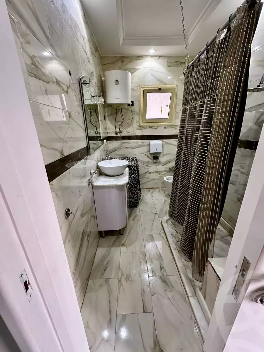 https://aqarmap.com.eg/ar/listing/6105486-for-rent-cairo-new-cairo-compounds-el-ashrafia