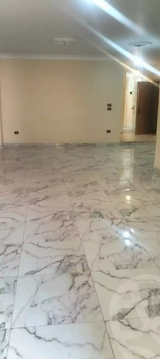 https://aqarmap.com.eg/en/listing/6106386-for-rent-cairo-mokattam-lhdb-l-ly-shr-krym-bnwn