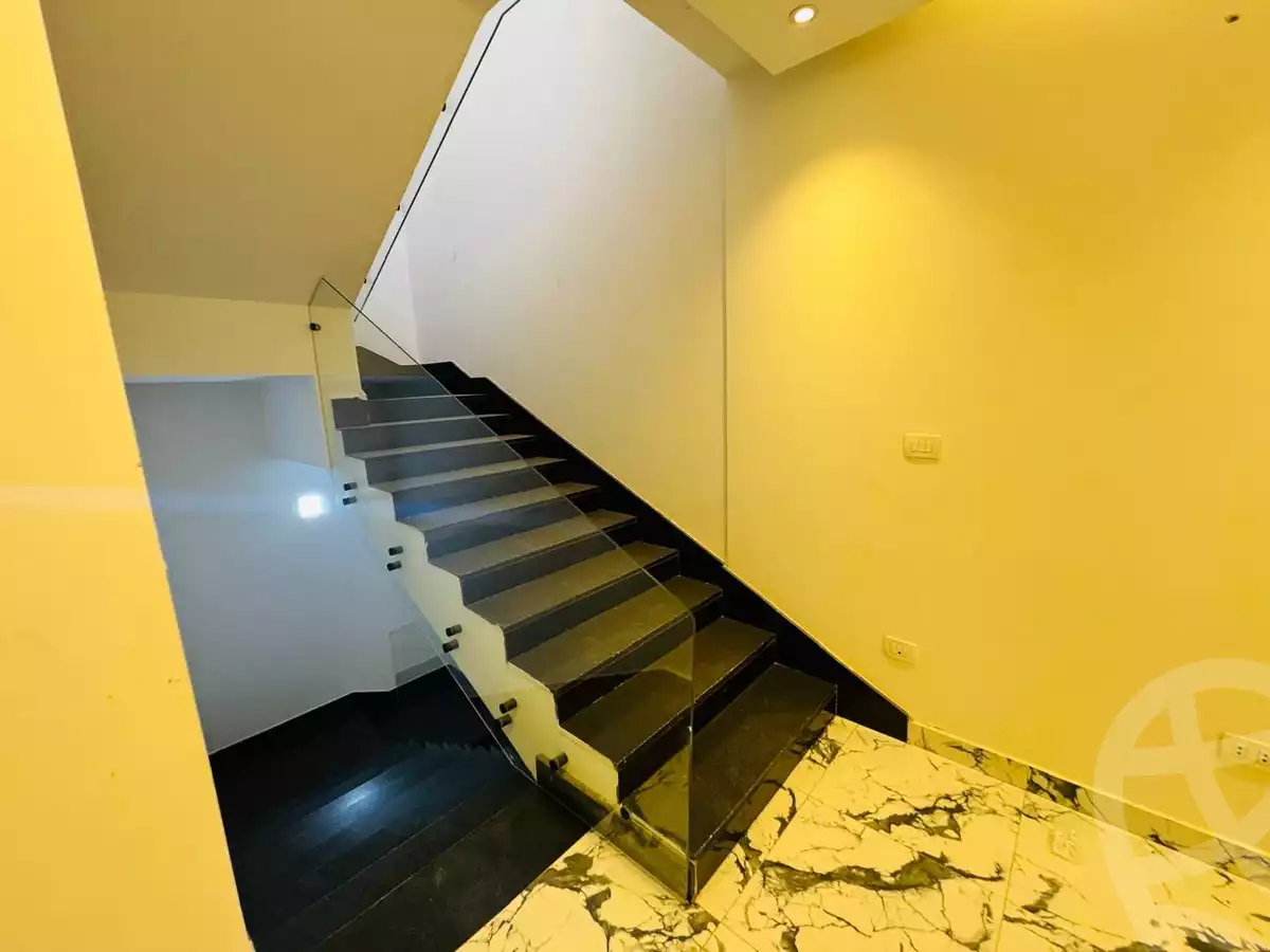 https://aqarmap.com.eg/en/listing/6106936-for-sale-cairo-new-cairo-madinaty-lmntq-lkhms-fylt-group-20