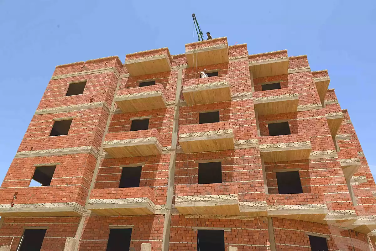 https://aqarmap.com.eg/ar/listing/6107311-for-sale-cairo-el-sheikh-zayed-city-lshykh-zyd-ljdyd-ridge-compound-al-oula
