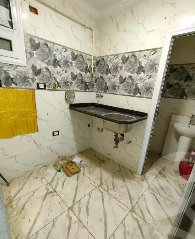 https://aqarmap.com.eg/en/listing/6107505-for-sale-qalyubia-shubra-el-khaima-om-bayoumi