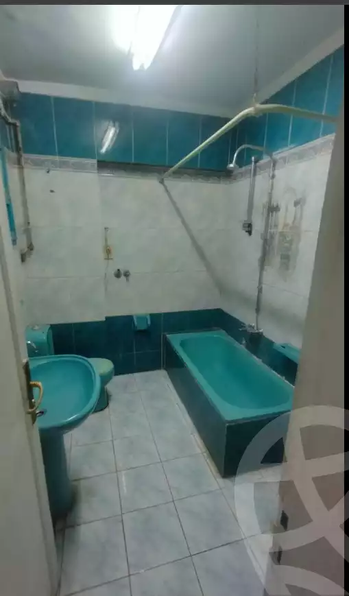 https://aqarmap.com.eg/ar/listing/6109333-for-rent-cairo-helwan-helwan-el-sharkeya-abd-el-rahman-pasha-st