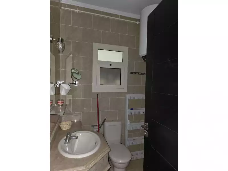 https://aqarmap.com.eg/en/listing/6110417-for-rent-cairo-el-sheikh-zayed-city-compounds-dh-drys