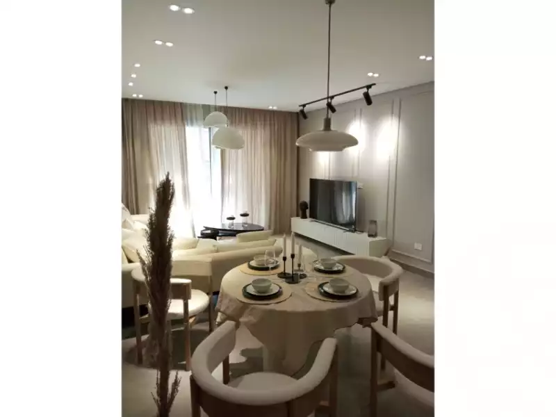 https://aqarmap.com.eg/ar/listing/6110937-for-sale-cairo-el-sheikh-zayed-city-compounds-kmbwnd-fyldj-wyst-dr-llttwyr