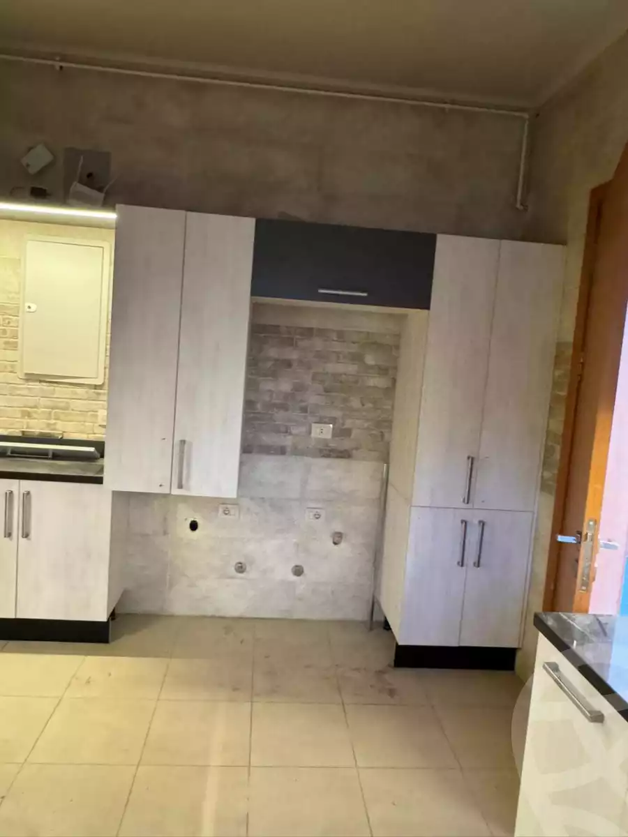 https://aqarmap.com.eg/en/listing/6111778-for-sale-cairo-el-sheikh-zayed-city-compounds-atrio