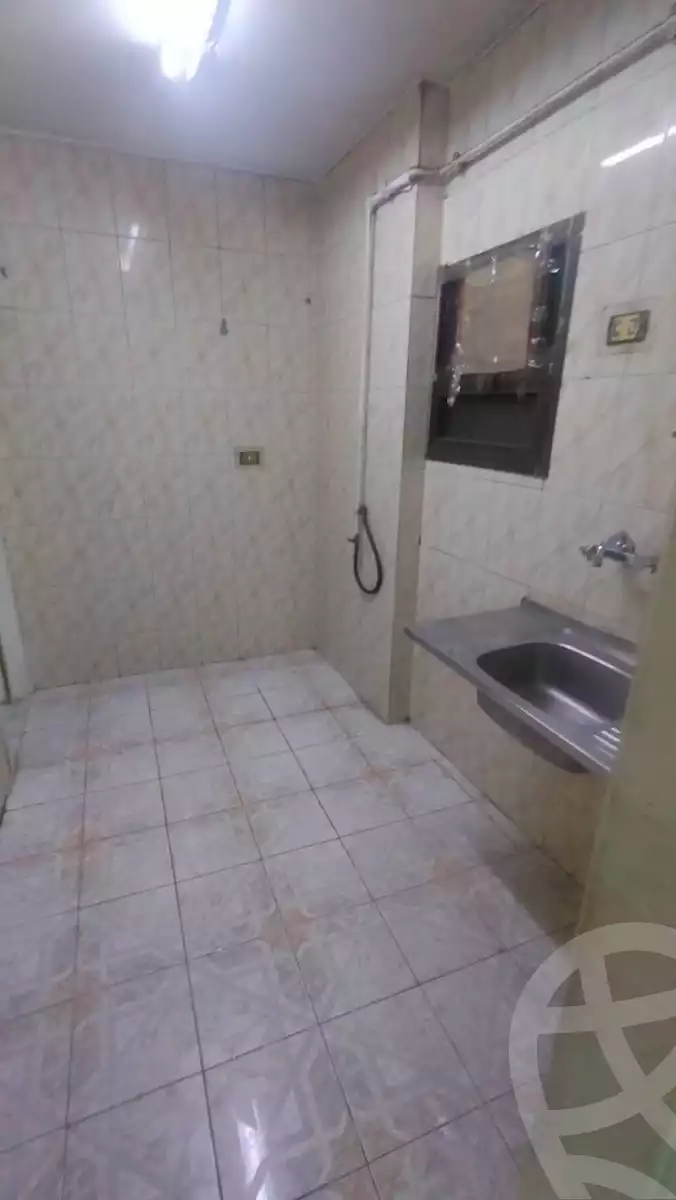 https://aqarmap.com.eg/en/listing/6112501-for-rent-cairo-helwan-helwan-el-sharkeya-abd-el-rahman-pasha-st
