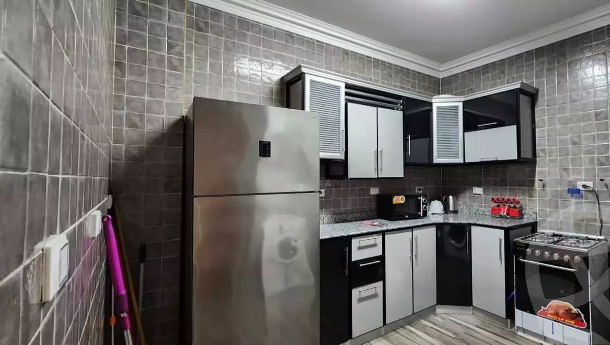 https://aqarmap.com.eg/en/listing/6113152-for-rent-cairo-el-sheikh-zayed-city-compounds-kmbwnd-wyst-twn-swdyk