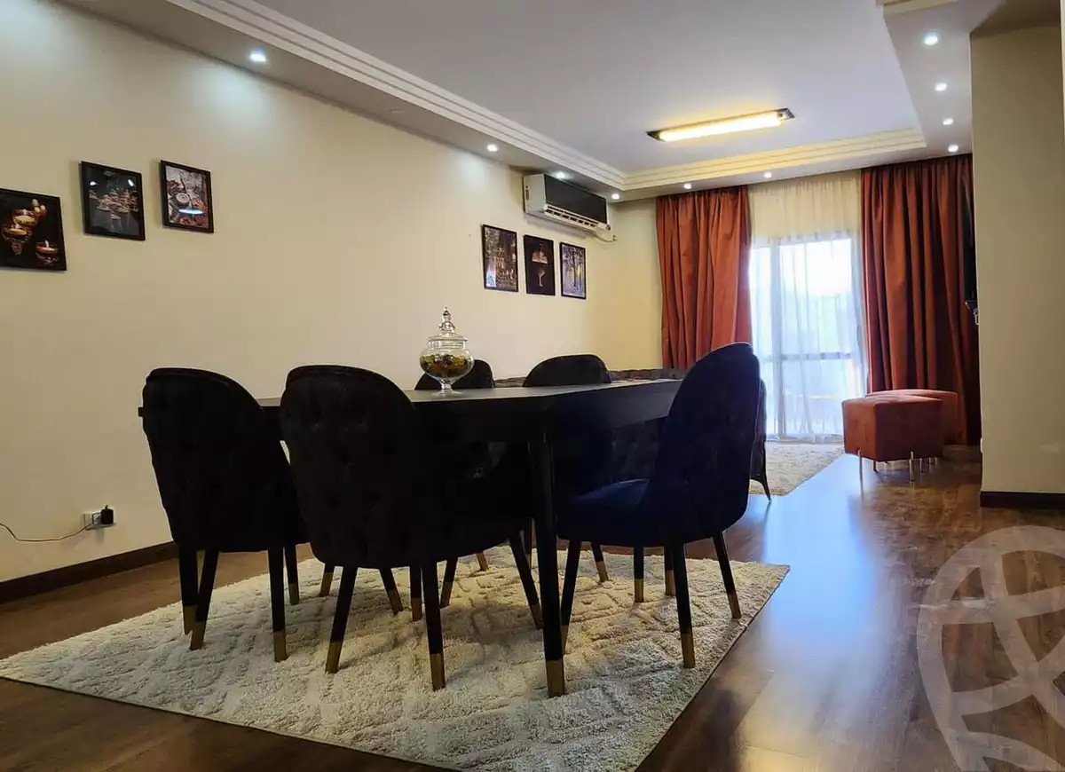 https://aqarmap.com.eg/en/listing/6113152-for-rent-cairo-el-sheikh-zayed-city-compounds-kmbwnd-wyst-twn-swdyk