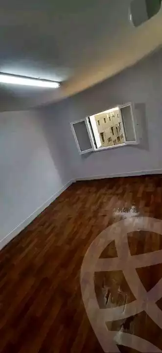 https://aqarmap.com.eg/ar/listing/6113261-for-rent-cairo-shoubra-jzyr-bdrn