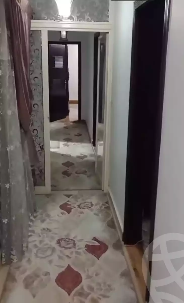 https://aqarmap.com.eg/en/listing/6113202-for-sale-cairo-helwan-hadayek-helwan-nile-corniche-st
