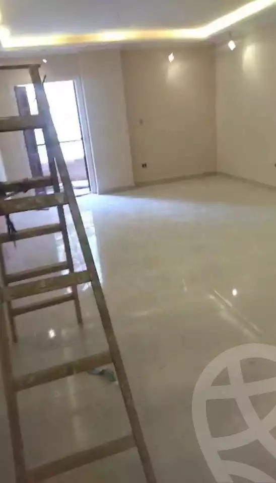 https://aqarmap.com.eg/en/listing/6113627-for-rent-cairo-mokattam-el-hadabah-el-wosta-el-mantaqa-el-khamsa