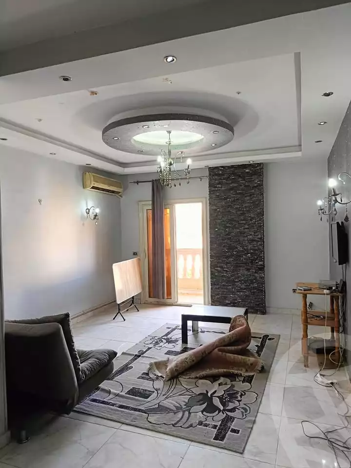 https://aqarmap.com.eg/ar/listing/6113645-for-rent-cairo-mokattam-lhdb-l-ly