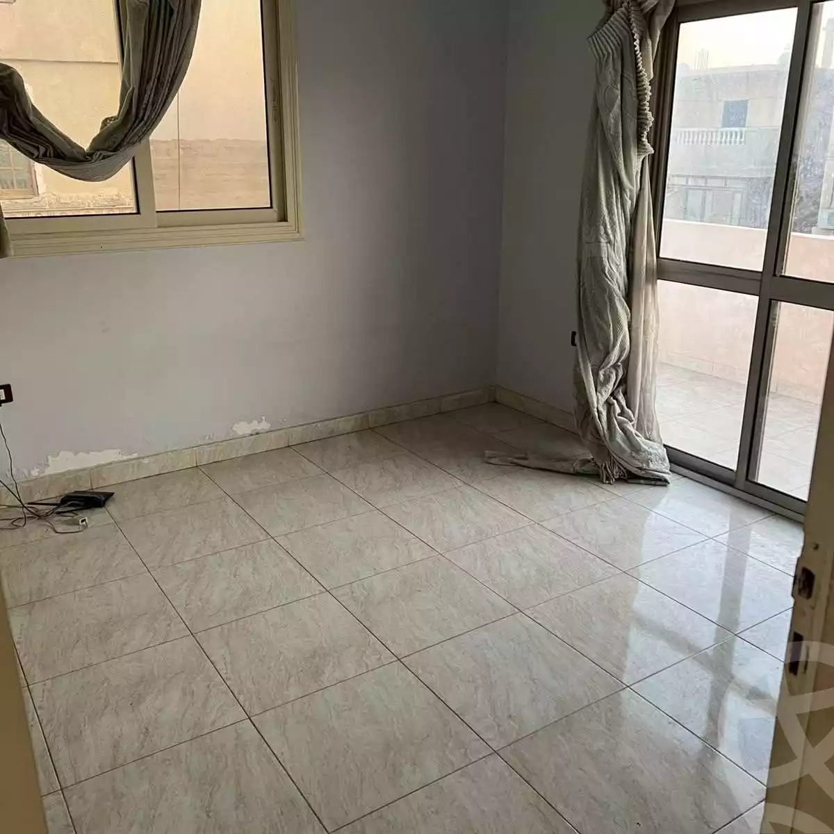 https://aqarmap.com.eg/ar/listing/6113677-for-rent-cairo-mokattam-lhdb-l-ly