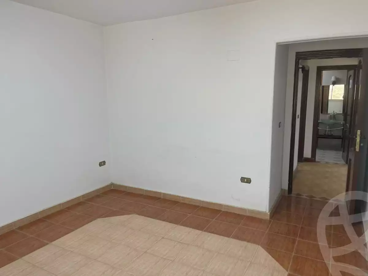 https://aqarmap.com.eg/en/listing/6114807-for-sale-cairo-6th-of-october-compounds-city-stars-mall