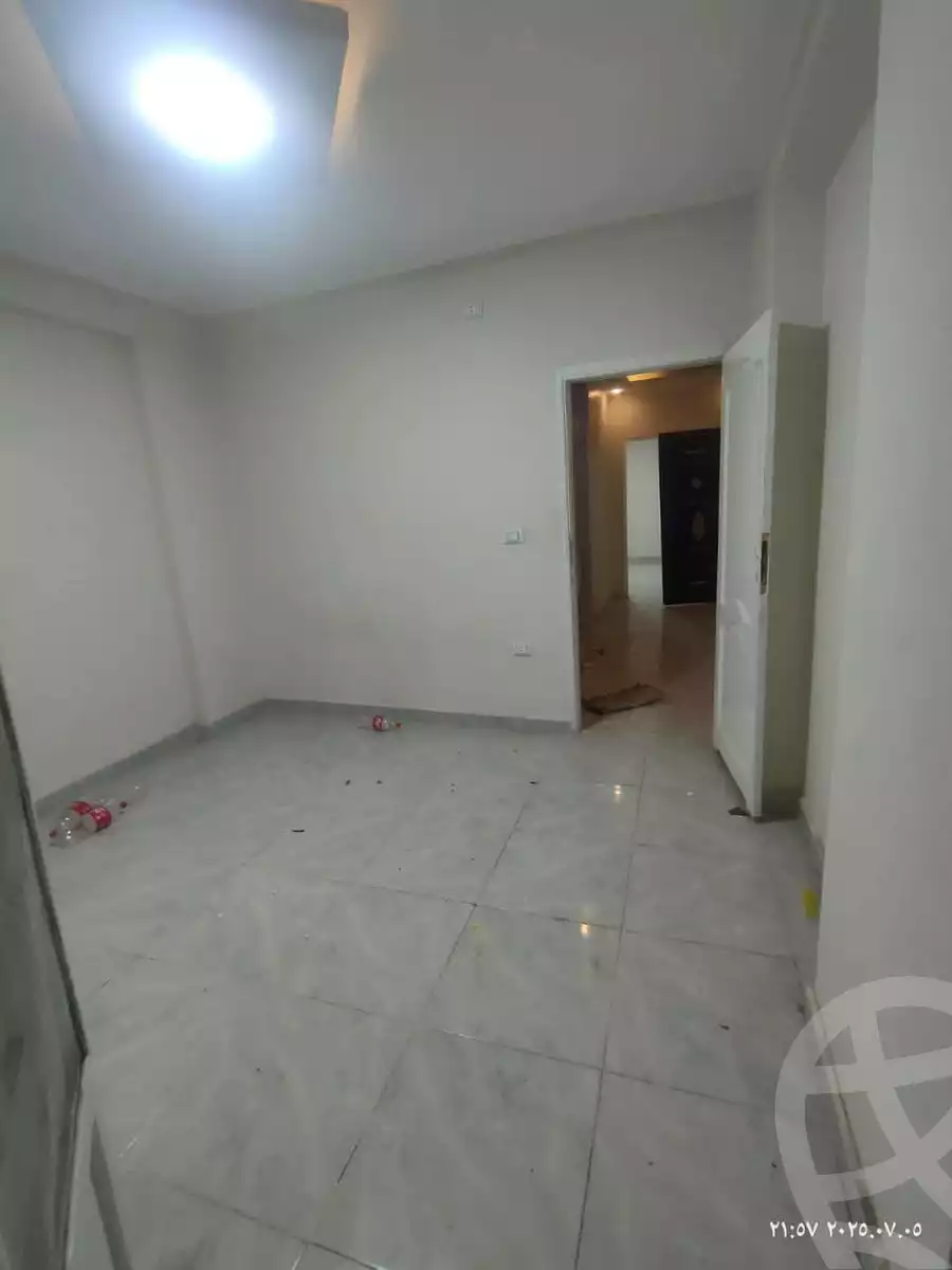 https://aqarmap.com.eg/ar/listing/6116882-for-sale-qalyubia-shubra-el-khaima-shubra-el-khaima-city-el-amir-st