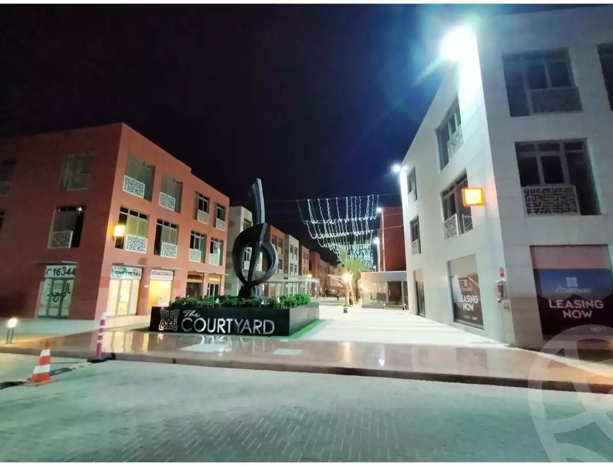 https://aqarmap.com.eg/en/listing/6117130-for-sale-cairo-el-sheikh-zayed-city-compounds-the-courtyard-mall-dorra