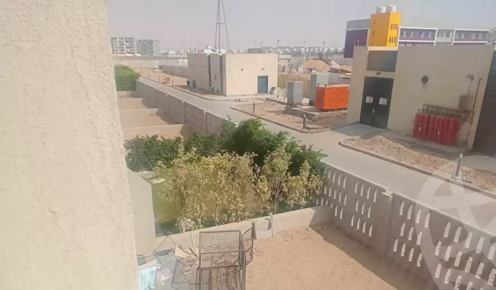 https://aqarmap.com.eg/en/listing/6117622-for-sale-cairo-el-shorouk-compounds-al-burouj-compound-imkan