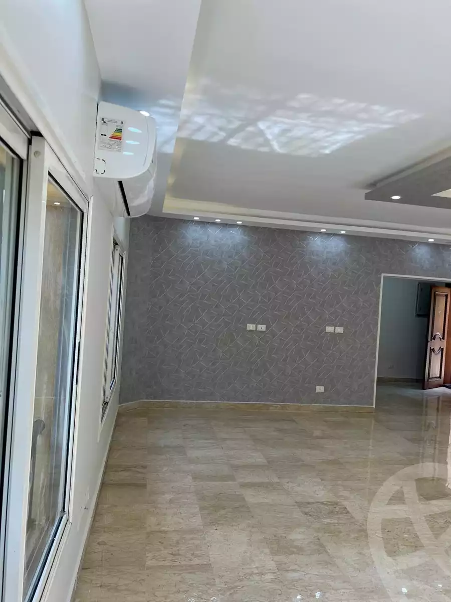 https://aqarmap.com.eg/en/listing/6119103-for-rent-cairo-new-cairo-lrhb-city