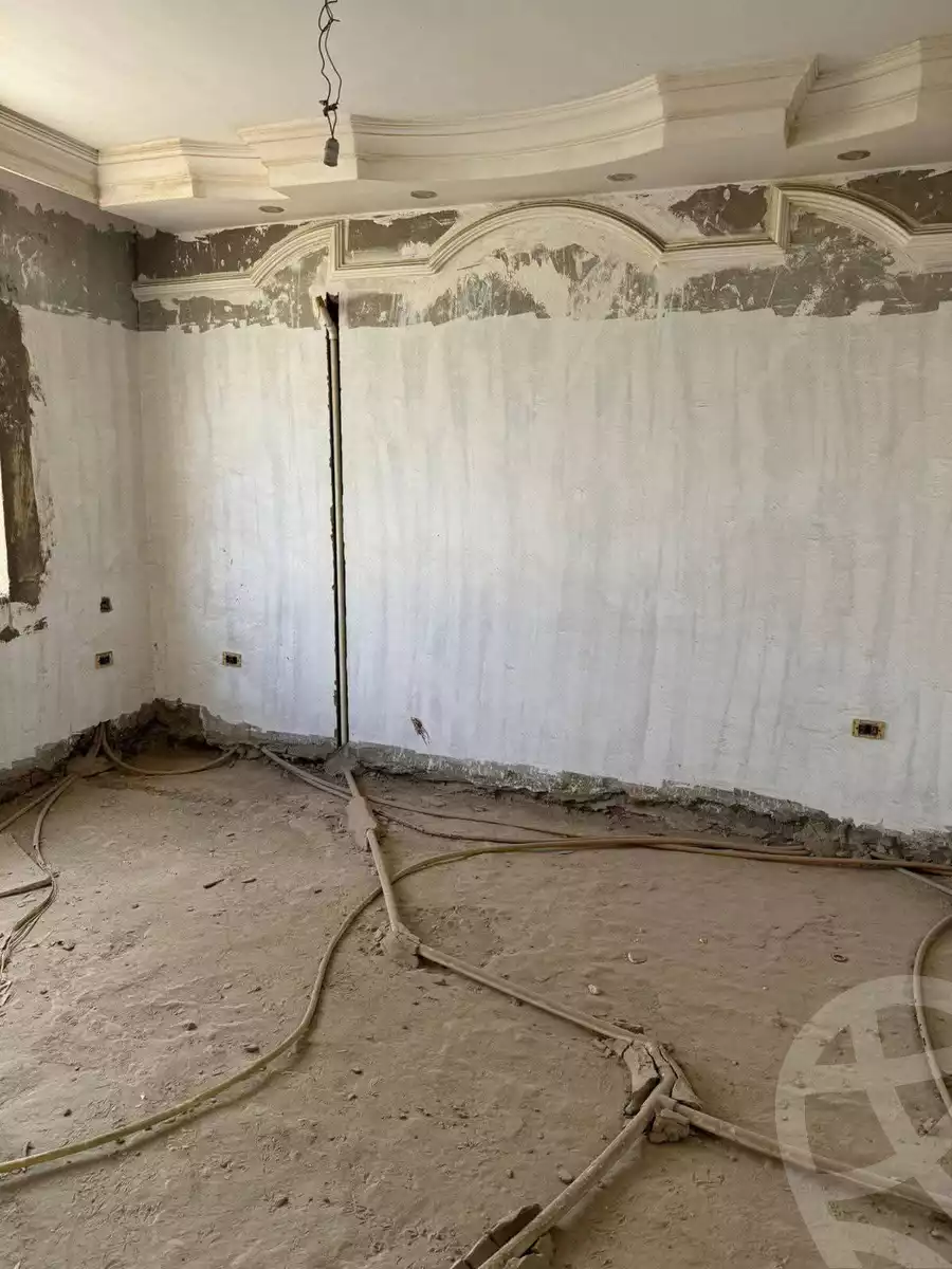https://aqarmap.com.eg/en/listing/6119390-for-sale-cairo-mokattam-el-hadabah-el-wosta-rd-lmbhth