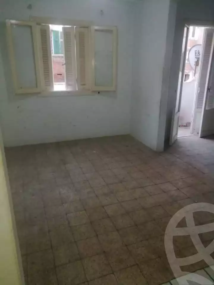 https://aqarmap.com.eg/en/listing/6120276-for-sale-alexandria-moharram-bey-aref-st