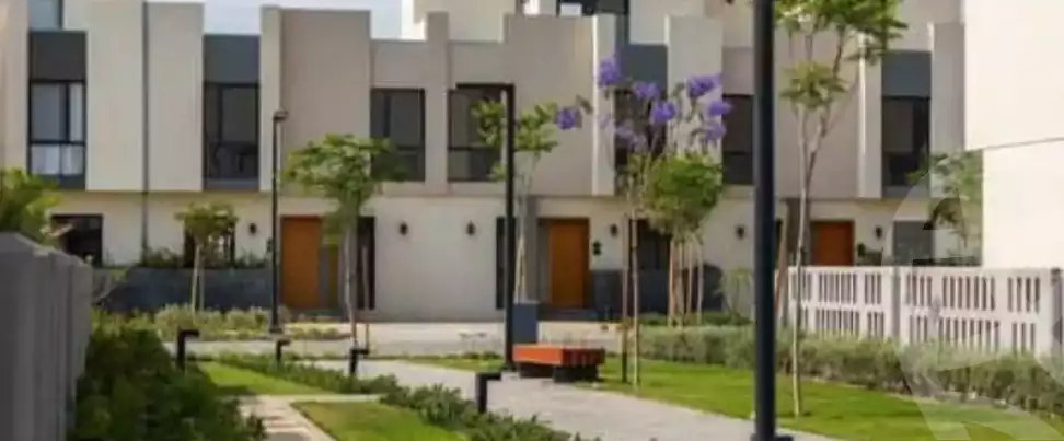 https://aqarmap.com.eg/en/listing/6120912-for-sale-cairo-el-shorouk-compounds-al-burouj-compound-imkan