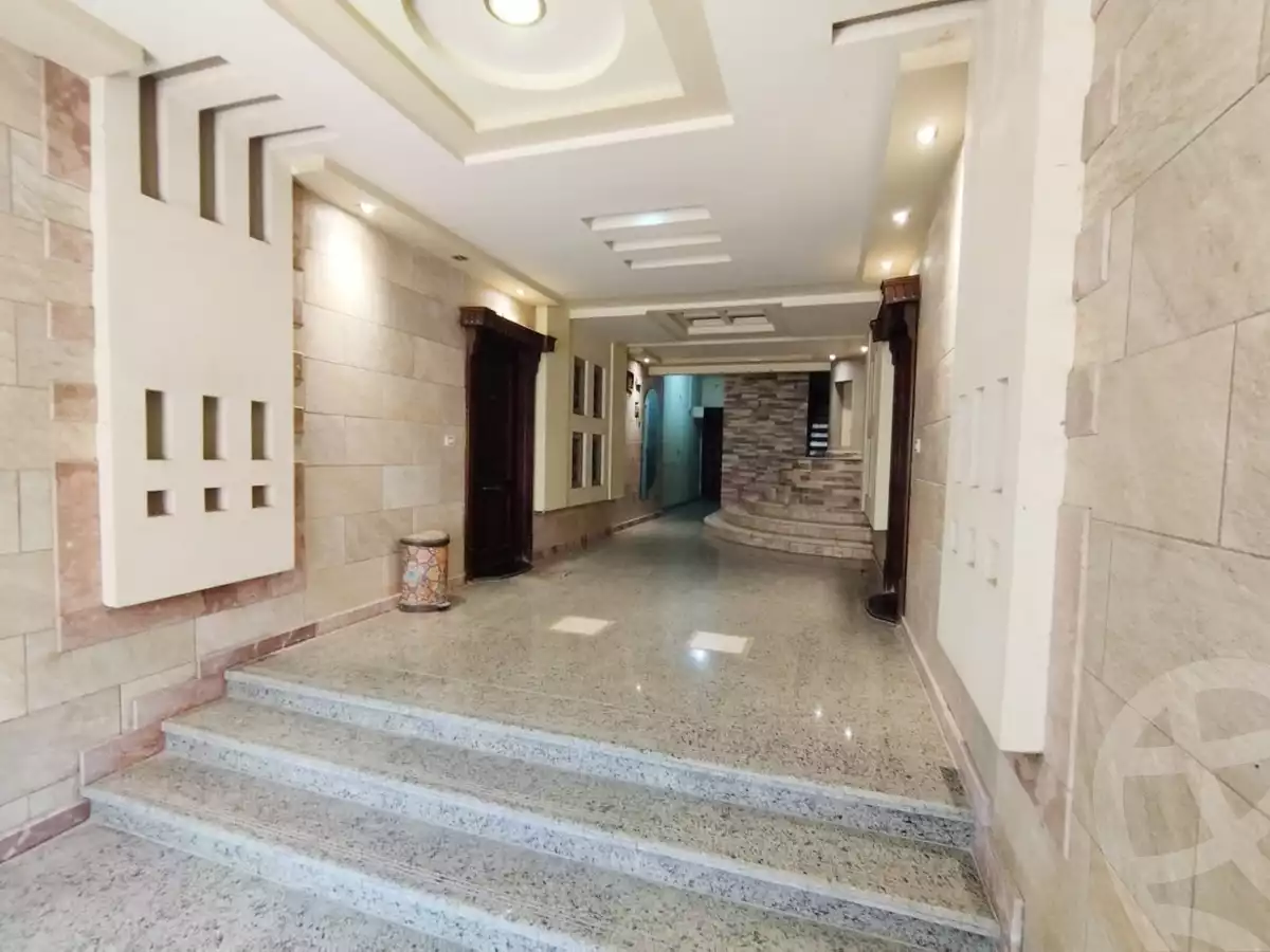 https://aqarmap.com.eg/ar/listing/6122004-for-sale-cairo-new-cairo-el-narges-el-narges-omarat-youssef-el-gendy-st