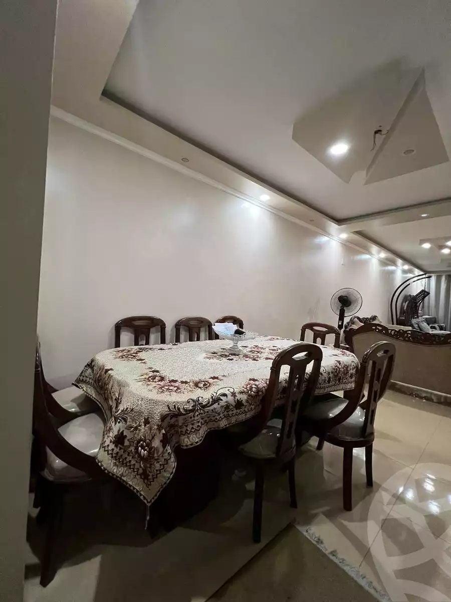 https://aqarmap.com.eg/en/listing/6122417-for-sale-cairo-el-zaytun-hlmy-lzytwn-ibn-el-hakam-sq