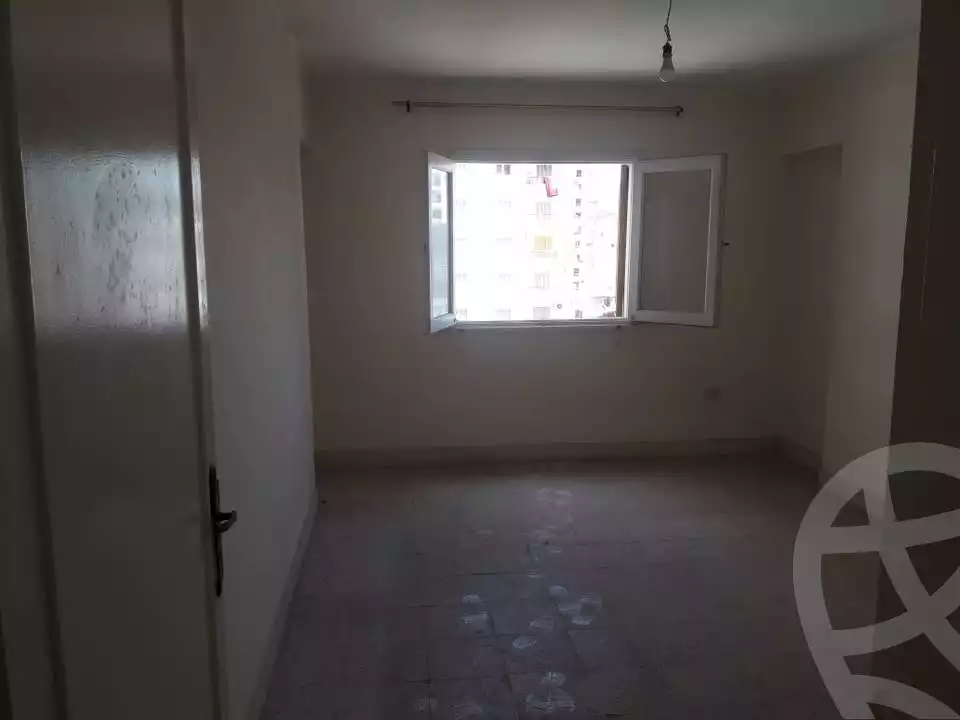 https://aqarmap.com.eg/en/listing/6123333-for-sale-alexandria-el-mandara