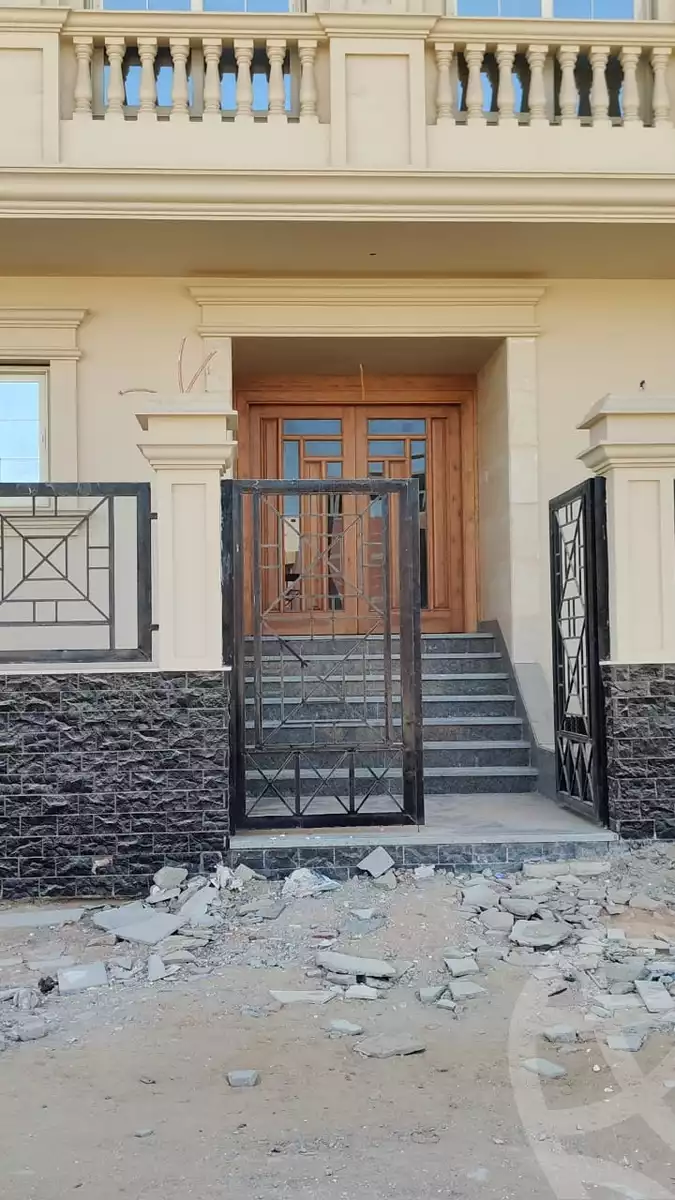 https://aqarmap.com.eg/en/listing/6123585-for-sale-cairo-al-oubour-l-bwr-ljdyd-byt-lwtn