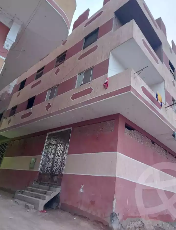 https://aqarmap.com.eg/en/listing/6123854-for-sale-qalyubia-shubra-el-khaima-bahtim