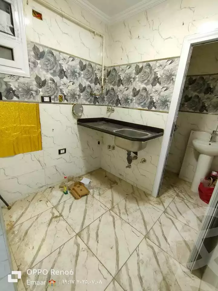 https://aqarmap.com.eg/en/listing/6124329-for-sale-qalyubia-shubra-el-khaima-om-bayoumi