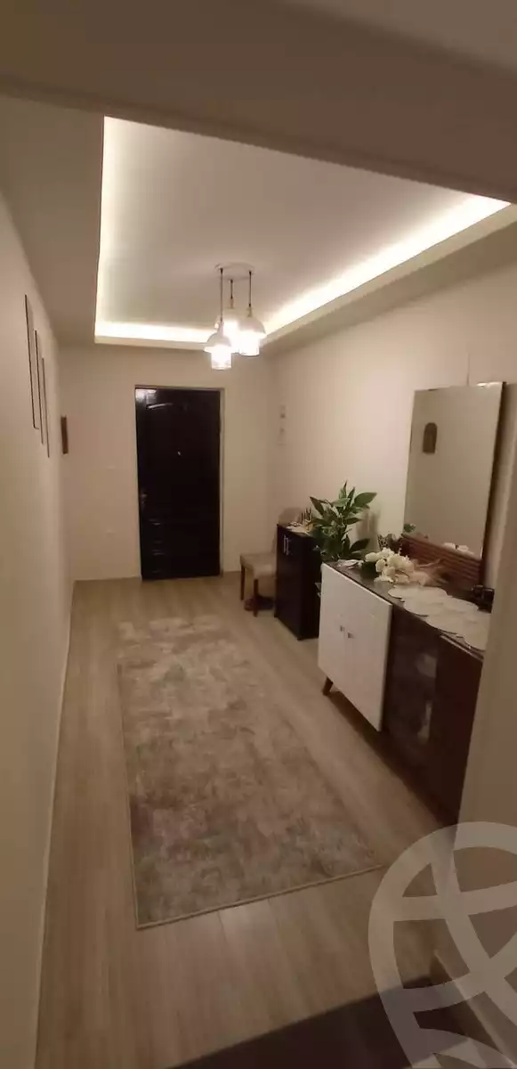 https://aqarmap.com.eg/en/listing/6124918-for-sale-cairo-helwan-helwan-el-sharkeya-ryad-pasha-st