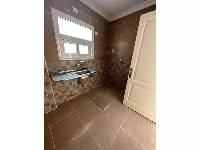 https://aqarmap.com.eg/ar/listing/6124932-for-sale-cairo-new-cairo-madinaty-twelfth-zone-buildings