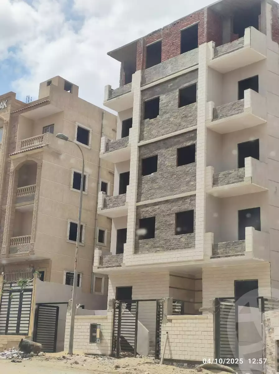 https://aqarmap.com.eg/en/listing/6125625-for-sale-cairo-6th-of-october-hadaeq-october-lmntq-lsyhy-b