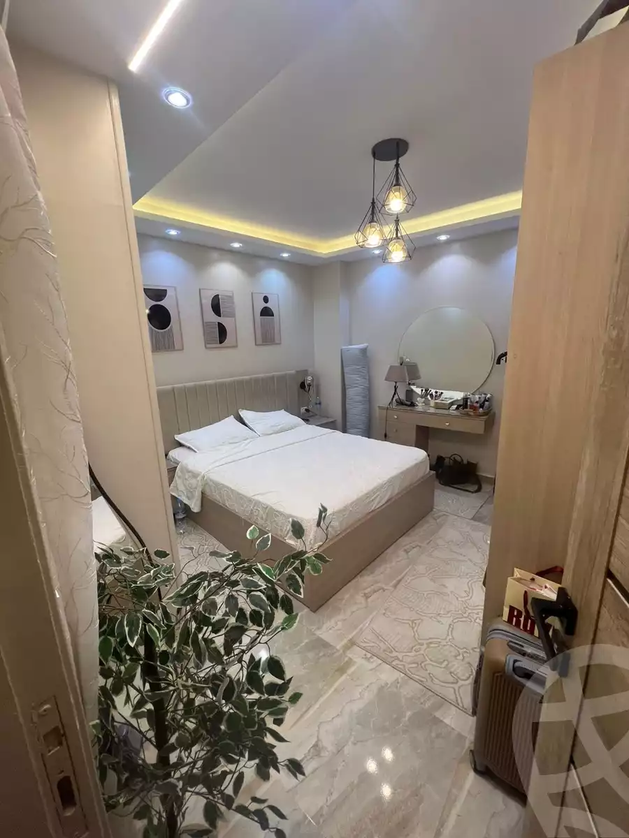 https://aqarmap.com.eg/en/listing/6126465-for-sale-cairo-helwan-hadayek-helwan-el-bostan-st