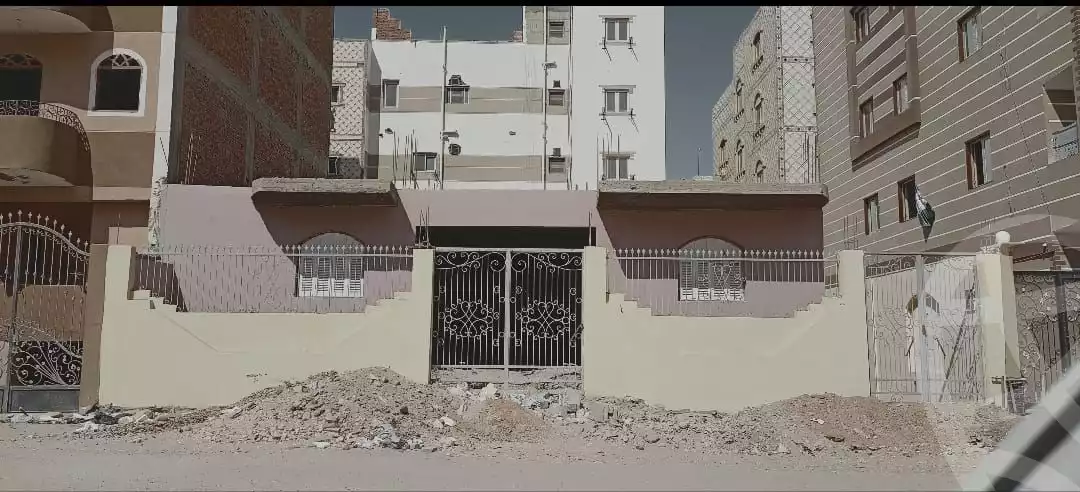 https://aqarmap.com.eg/ar/listing/6126503-for-sale-sohag-mdyn-swhj-ljdyd
