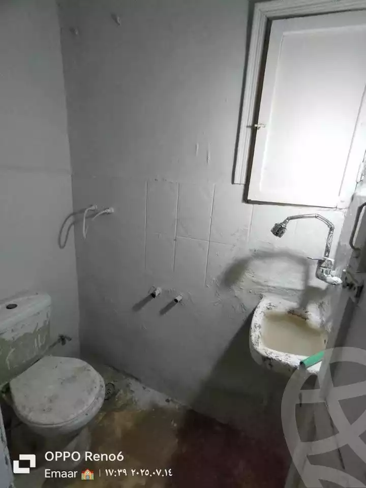 https://aqarmap.com.eg/en/listing/6126592-for-sale-qalyubia-shubra-el-khaima-om-bayoumi