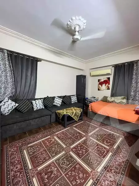 https://aqarmap.com.eg/en/listing/6131231-for-sale-cairo-15th-of-may-Neighbourhood 10