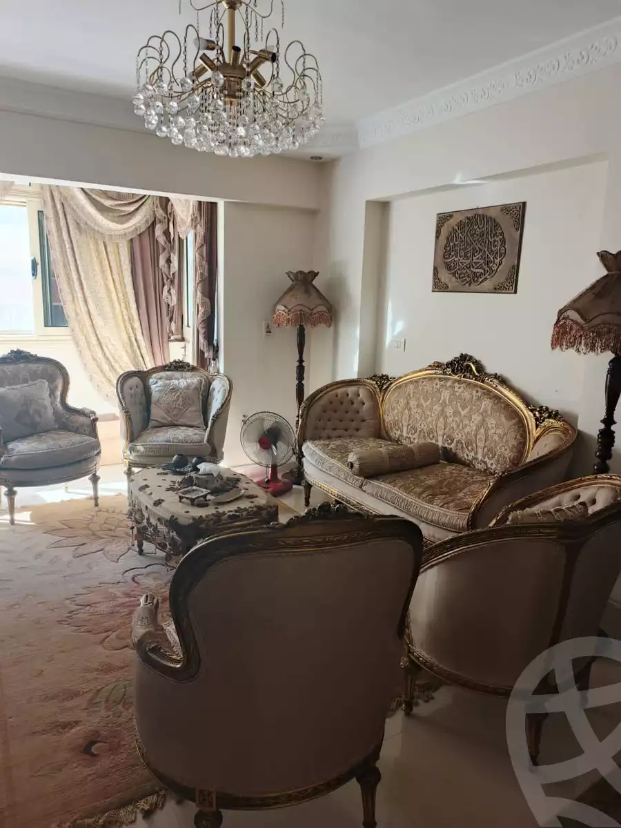 https://aqarmap.com.eg/en/listing/6131303-for-sale-alexandria-camp-cesar