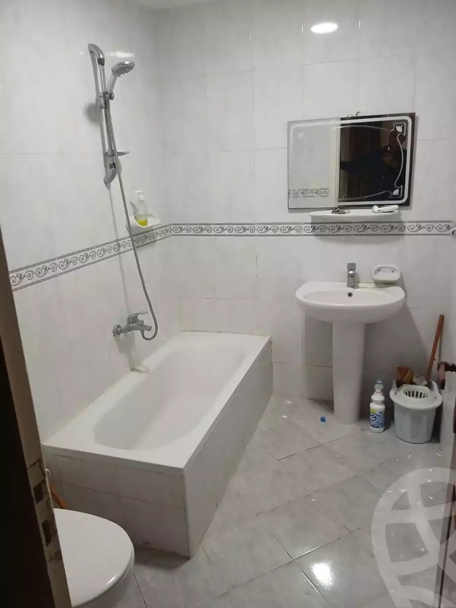 https://aqarmap.com.eg/en/listing/6131652-for-sale-alexandria-el-montazah-compounds-in-el-montazah-marseilia-florence
