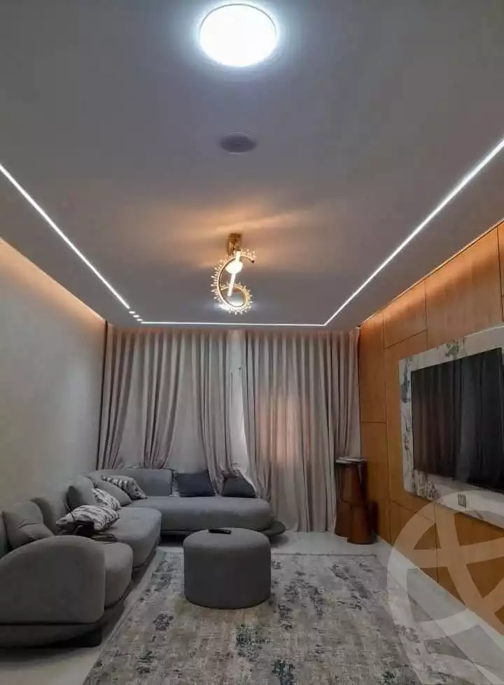 https://aqarmap.com.eg/ar/listing/6131889-for-sale-monufia-shibin-el-kom-shebeen-el-kom-city-paris-st