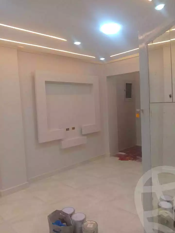 https://aqarmap.com.eg/en/listing/6133441-for-sale-alexandria-camp-cesar