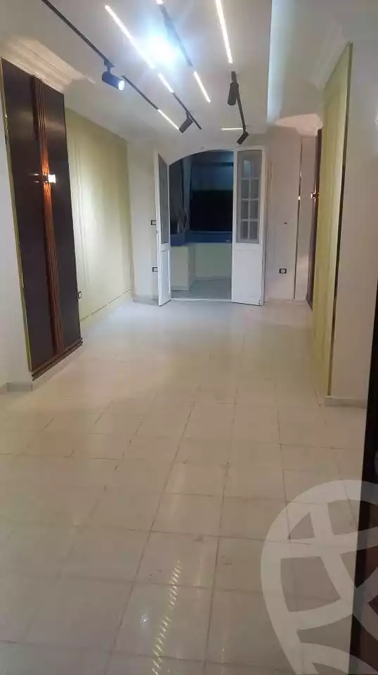 https://aqarmap.com.eg/ar/listing/6134382-for-sale-alexandria-sydy-bshr-sydy-bshr-bhry-shr-khld-bn-lwlyd